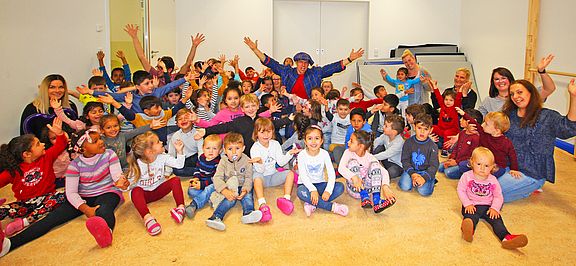 Bch_2019_10_16_ClownLIAR_Gruppe.jpg