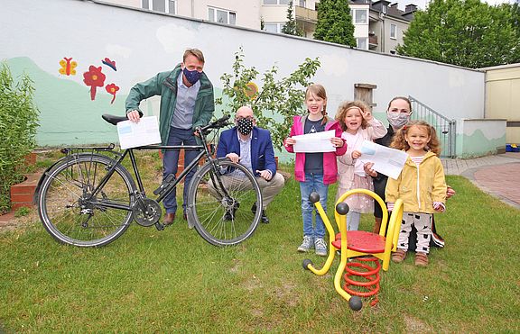 VKJ_2020_05_25_RadEntscheid_Gruppe.jpg