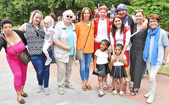 Gri_2019_07_XX_Sommerfest_Gruppenbild.jpg
